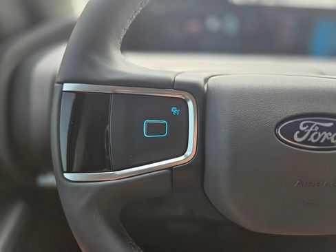 New 2026 Ford Expedition Active RWD image 21