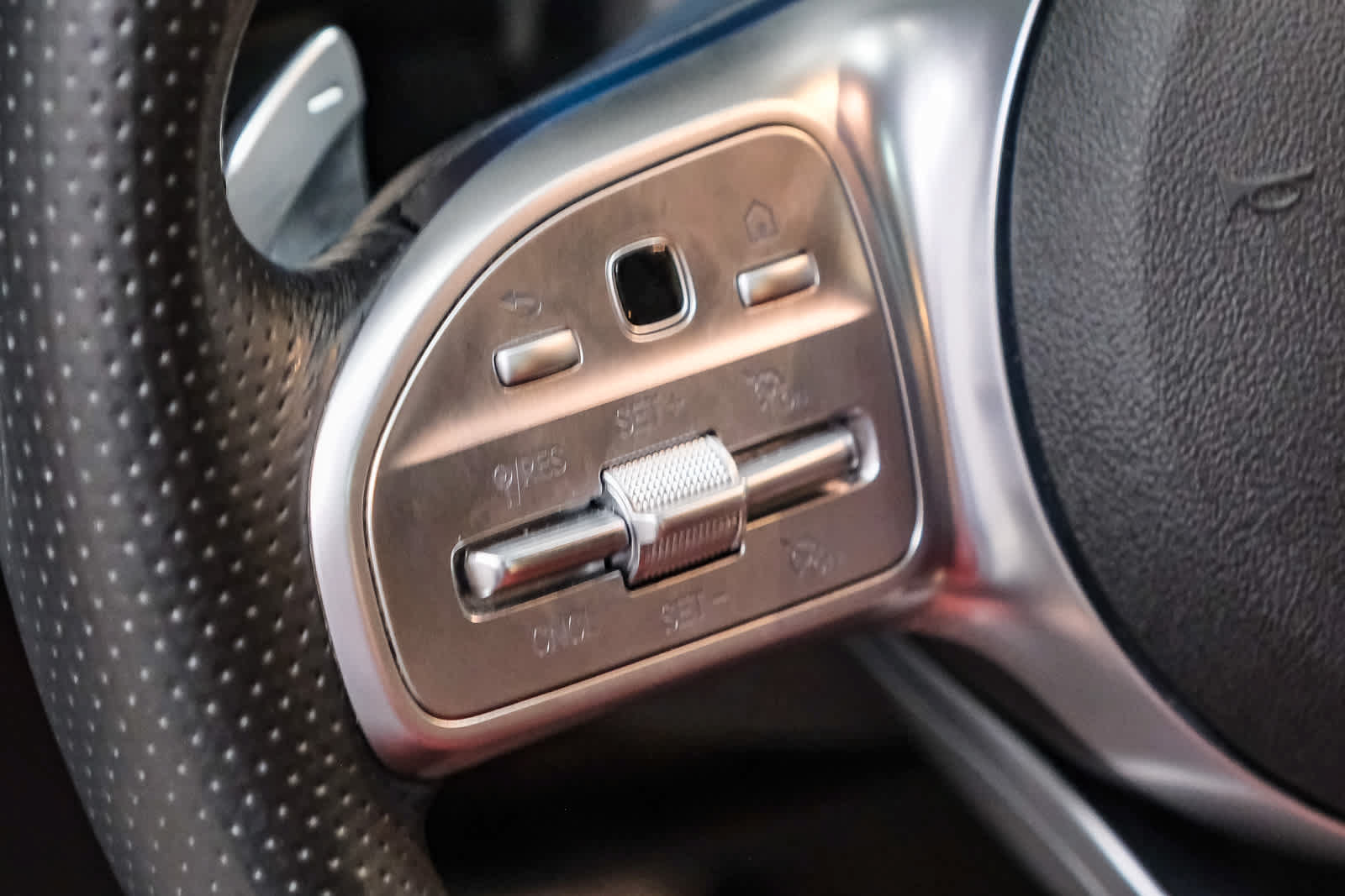 Used 2019 Mercedes-Benz C 300 Coupe image 23