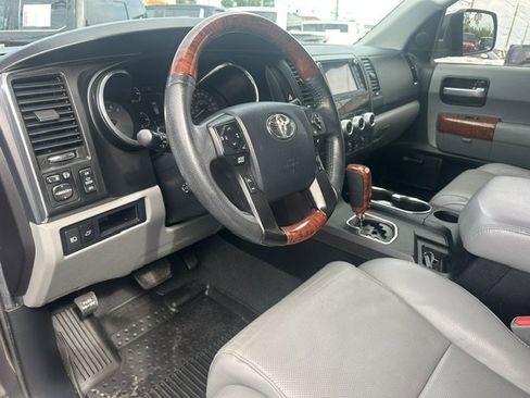 Used 2020 Toyota Sequoia Platinum RWD image 12