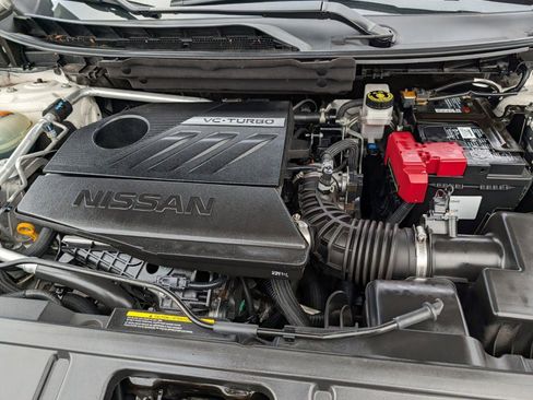 Used 2022 Nissan Rogue SV w/ SV Premium Package image 32