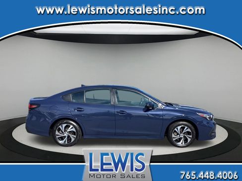 Used 2025 Subaru Legacy Premium AWD/4WD image 1