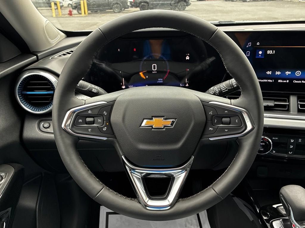 New 2026 Chevrolet Trax LT w/ LT Convenience Package FWD image 5