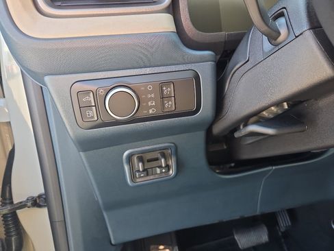 New 2025 Ford Maverick Lariat w/ 4K Tow Package image 20