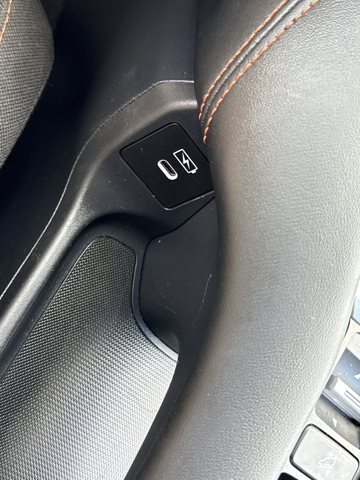 Used 2025 Honda HR-V Sport image 26