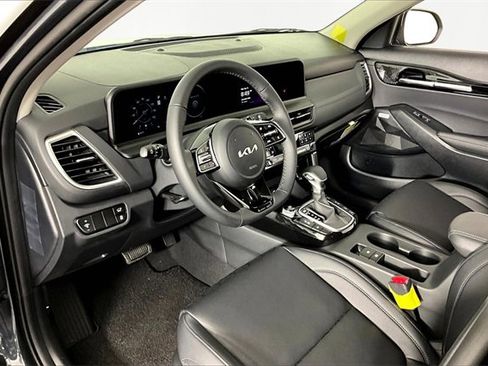 New 2026 Kia Seltos SX image 8