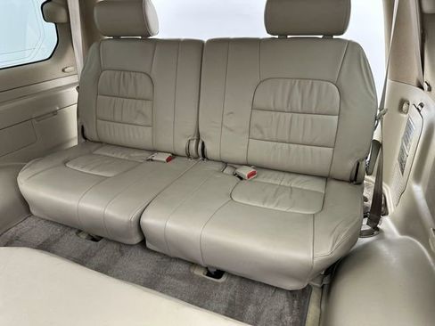 Used 2006 Lexus LX 470 4WD image 25