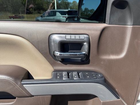 Used 2018 Chevrolet Silverado 1500 LTZ Z71 w/ LTZ Plus Package image 19