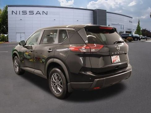 New 2026 Nissan Rogue S image 4