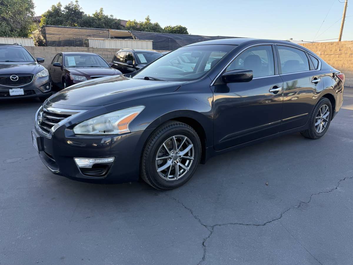 Used 2014 Nissan Altima 2.5 S FWD image 14