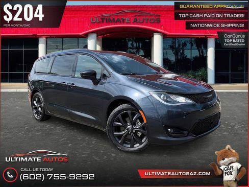 Used 2019 Chrysler Pacifica Touring-L w/ Advanced Safetytec Group FWD image 1