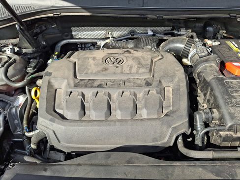 Used 2021 Volkswagen Tiguan SE R-Line image 28