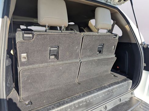 Used 2018 Toyota 4Runner Limited image 11