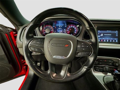 Used 2022 Dodge Challenger SXT w/ Blacktop Package image 11