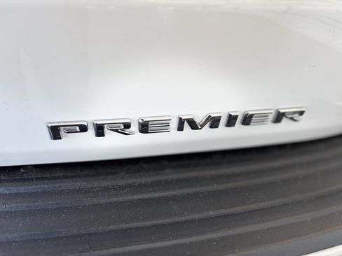 Used 2023 Chevrolet Tahoe Premier image 9