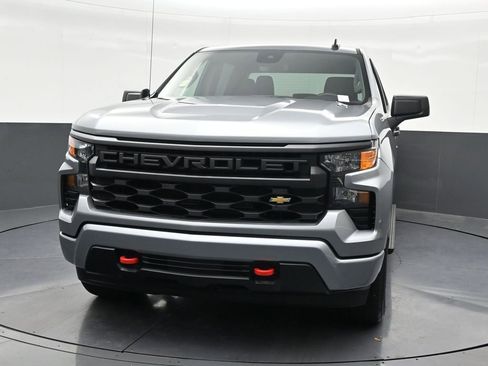 Used 2026 Chevrolet Silverado 1500 Custom RWD image 9