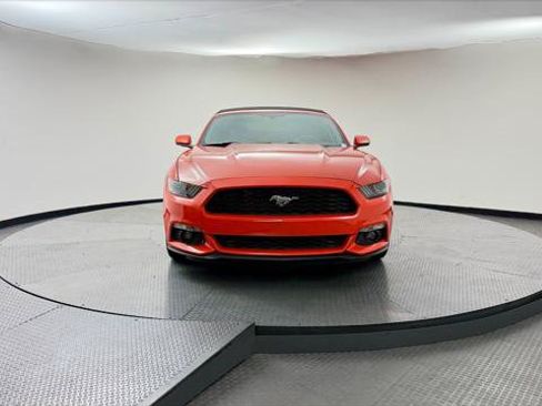Used 2016 Ford Mustang Premium RWD image 40