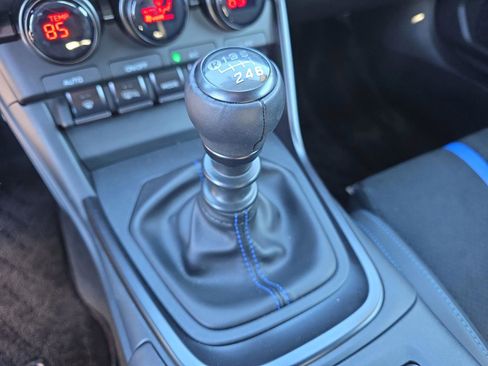 Used 2024 Subaru BRZ tS image 18
