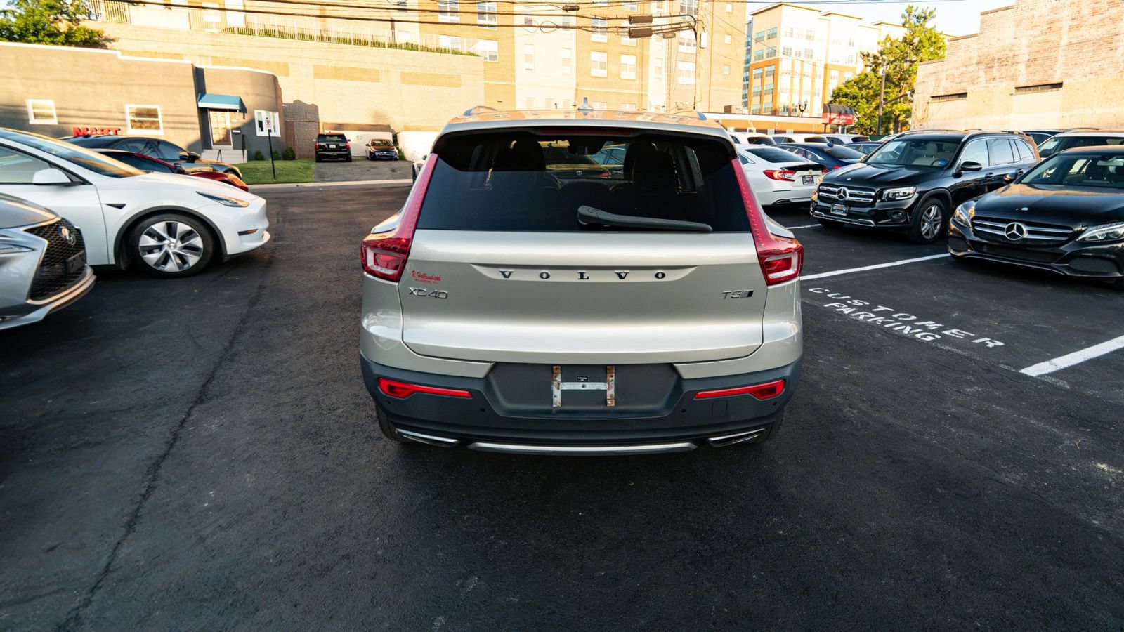 Used 2019 Volvo XC40 T5 Inscription AWD/4WD image 4