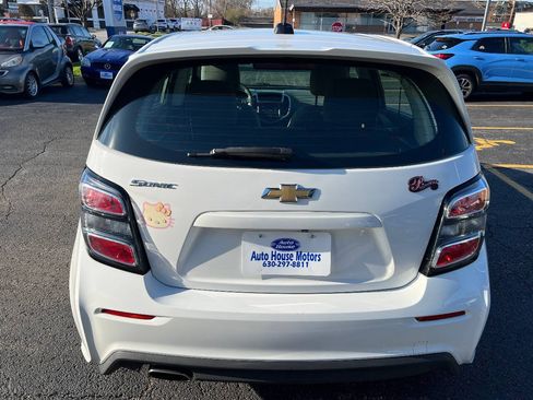 Used 2017 Chevrolet Sonic LT FWD image 14
