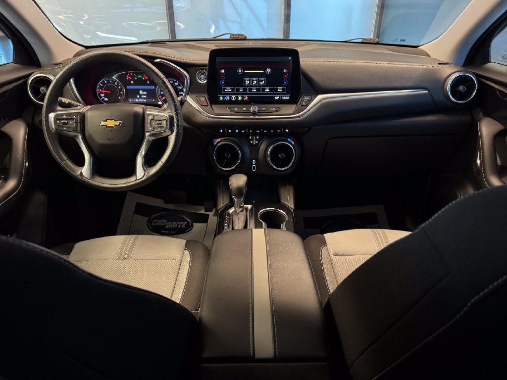 Used 2023 Chevrolet Blazer LT w/ Driver Confidence Package AWD/4WD image 9