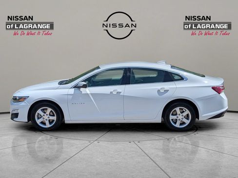 Used 2022 Chevrolet Malibu LT FWD image 8