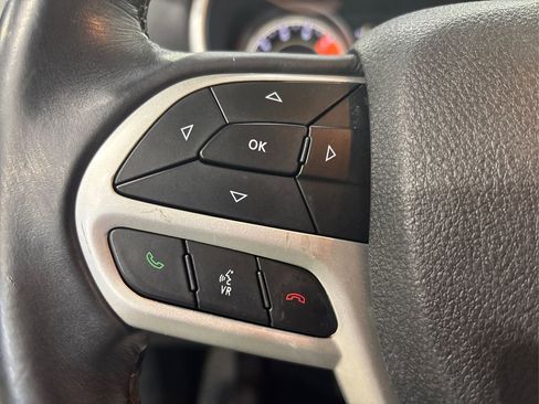 Used 2018 Jeep Cherokee Latitude Plus image 26