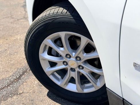 Used 2019 Chevrolet Equinox LT image 26