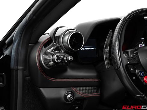 Used 2022 Ferrari F8 Tributo RWD image 29