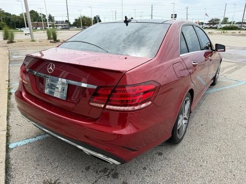 Used 2015 Mercedes-Benz E 400 Sedan image 3
