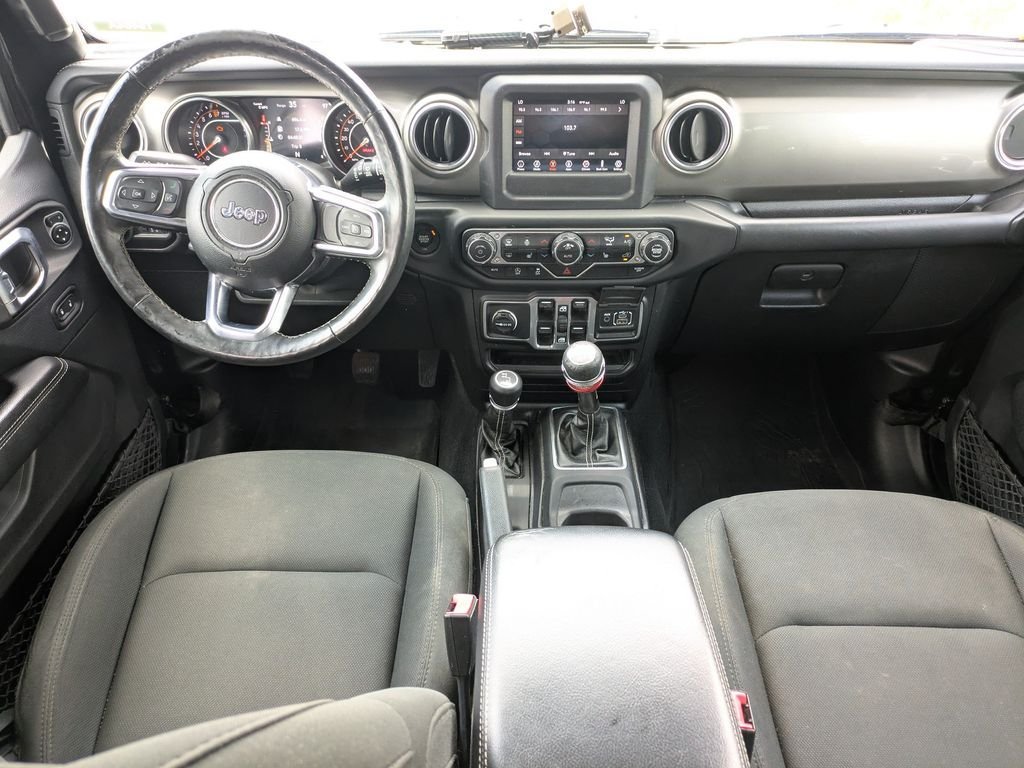 Used 2018 Jeep Wrangler Unlimited Sahara w/ Cold Weather Group AWD/4WD image 14