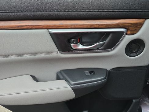 Used 2018 Honda CR-V EX-L image 5