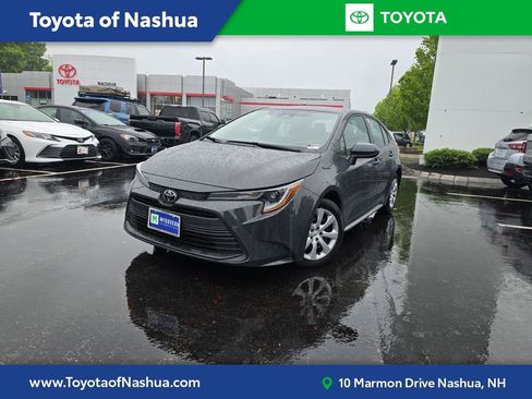 Used 2023 Toyota Corolla LE FWD image 1