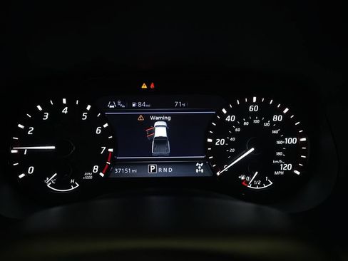 Used 2022 Nissan Frontier PRO-4X AWD/4WD image 2