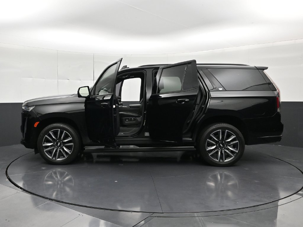 Used 2021 Cadillac Escalade Sport Platinum w/ Heavy-Duty Trailer Package RWD image 37