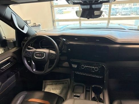 Used 2025 GMC Sierra 2500 AT4 w/ AT4 Premium Plus Package AWD/4WD image 26