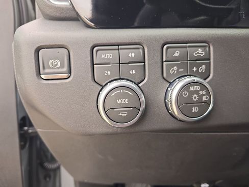 New 2026 GMC Sierra 1500 SLT w/ SLT Premium Plus Package AWD/4WD image 26