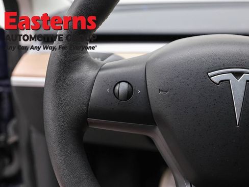 Used 2023 Tesla Model 3 Standard Range RWD image 15