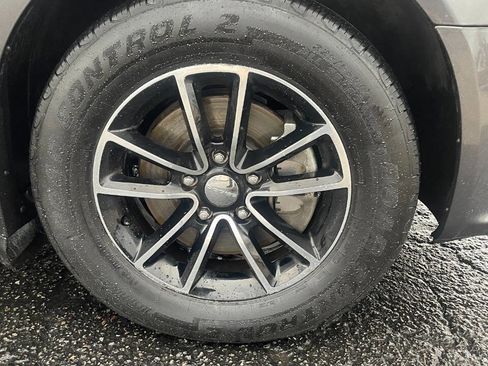 Used 2017 Dodge Grand Caravan GT w/ Mopar Premium Addition Group image 9