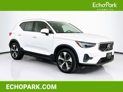 Used 2025 Volvo XC40 B5 Plus