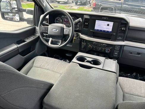 Used 2025 Ford F250 XLT AWD/4WD image 10