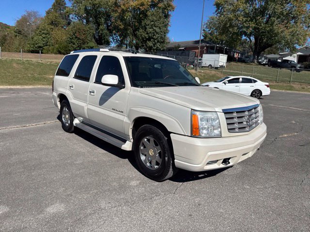Used 2005 Cadillac Escalade 2WD image 2