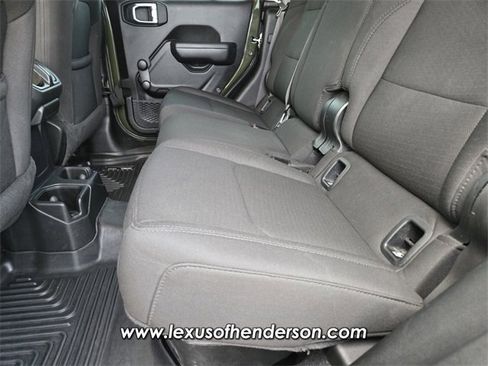 Used 2023 Jeep Gladiator Sport w/ Off Road Group image 11