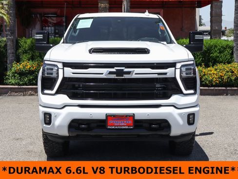 Used 2024 Chevrolet Silverado 2500 LTZ w/ LTZ Plus Package AWD/4WD image 3