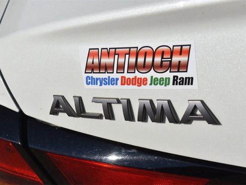 Used 2023 Nissan Altima 2.5 SV image 18