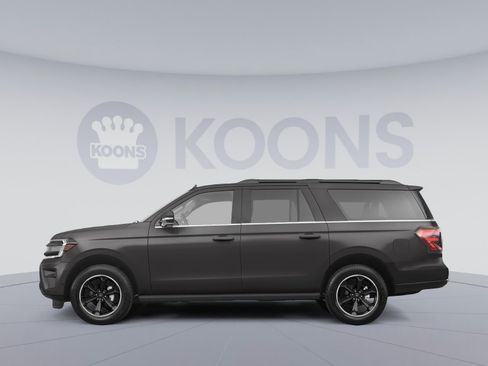 Used 2022 Ford Expedition Max XLT AWD/4WD image 2
