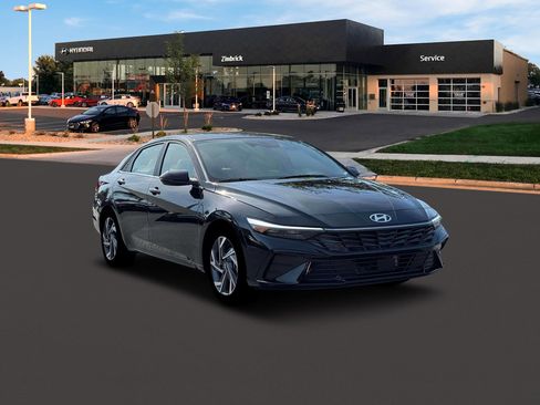 New 2026 Hyundai Elantra Limited FWD image 11
