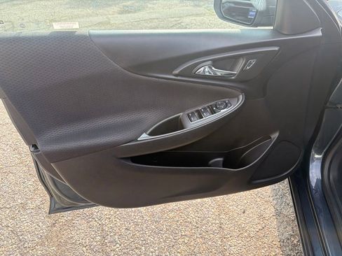 Used 2019 Chevrolet Malibu RS w/ LPO, Convenience Package 1 FWD image 12