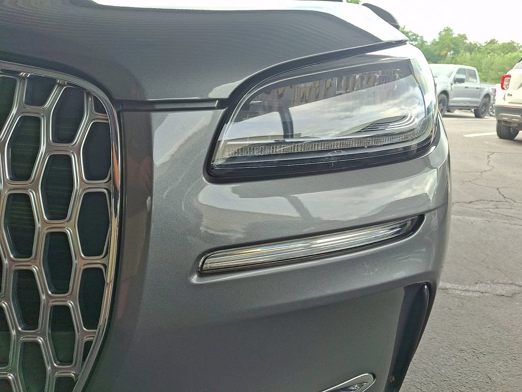 Certified 2024 Lincoln Corsair AWD image 9