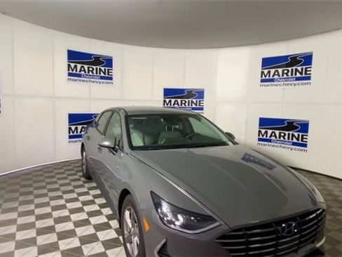 Used 2022 Hyundai Sonata SE w/ Cargo Package image 4