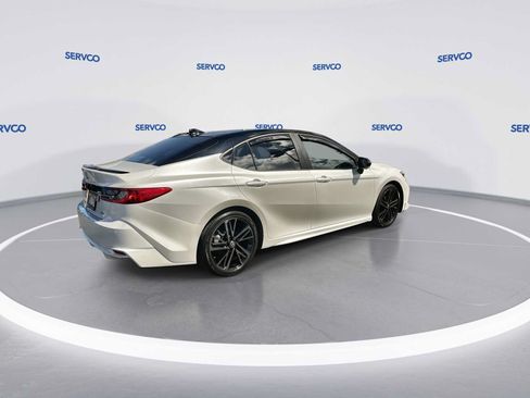 Used 2025 Toyota Camry XSE FWD image 8